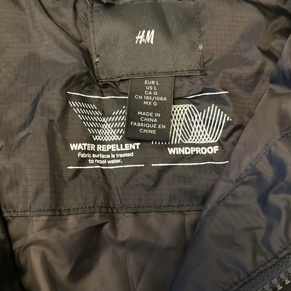 NWT H&M Mens Windproof Jacket,Black Size L - Picture 2 of 5
